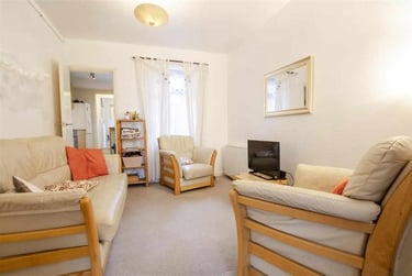4 bed house, Dawlish Road, Selly Park, Birmingham, B297AU - Image 2