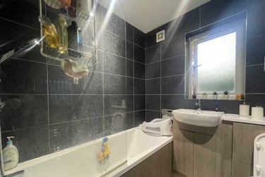 2 bed house, Thornhill, Cardiff, CF149FP - Image 7