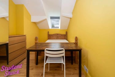 5 bed house, Fairlawn Close Manchester, Hulme, Manchester, M144GQ - Image 5