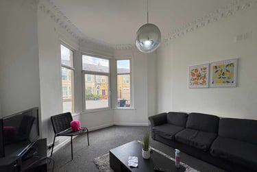 7 bed house, Cathays, Cardiff, CF103EE - Image 1
