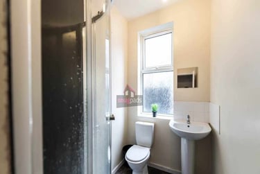 1 bed studio, Salford, Ellesmere Park, M300DX - Image 5