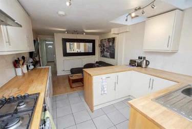 6 bed house, Hubert Road, Selly Park, Birmingham, B296ES - Image 1