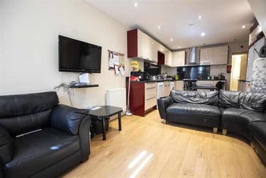 6 bed house, Dawlish Road, Selly Park, Birmingham, B297AS - Image 1