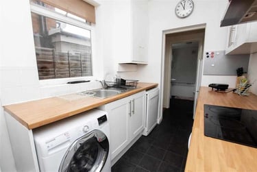 4 bed house, Milner Road, Selly Park, Birmingham, B297RL - Image 3