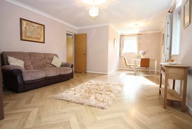 2 bed flat, Llandaff, Cardiff, CF52DL - Image 1