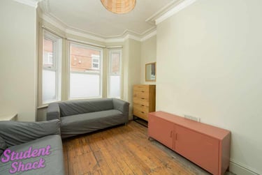 7 bed house, Landcross Road Fallowfield Manchester, Fallowfield, Manchester, M146NB - Image 1