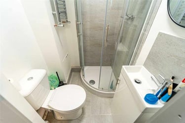 3 bed flat, Hubert Croft, Selly Park, Birmingham, B296DU - Image 7