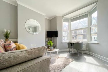 1 bed house, Adamsdown, Adamstown, Cardiff, CF240LF - Image 1