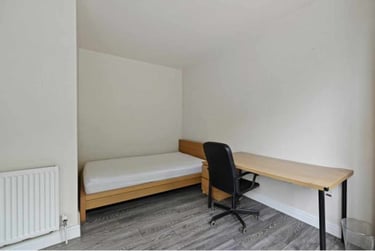 7 bed house, Cemetery Road, Sharrow, Sheffield, S118FQ - Image 4