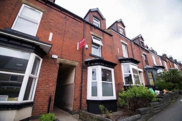 4 bed house, Cowlishaw Road, Sharrowvale, Sheffield, S118XE - Image 1