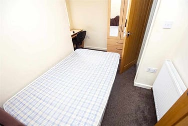 7 bed house, Heeley Road, Selly Park, Birmingham, B296EL - Image 5