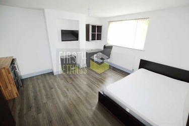 1 bed house, Welford Road, Clarendon Park, Leicester, LE26BH - Image 1
