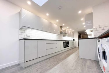 6 bed house, Cathays, Cardiff, CF244JG - Image 5