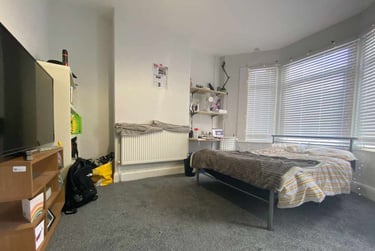 4 bed house, Cathays, Cardiff, CF244QT - Image 3