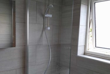 5 bed house, Burman Street, City Centre, Swansea, SA16BW - Image 2