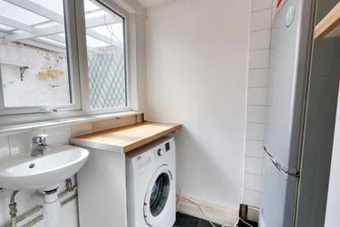 5 bed house, Longbrook Street, St Sidwells, Exeter, EX46AW - Image 11