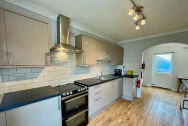 4 bed house, Wycliffe Road, Earlham, Norwich, NR47DX - Image 2