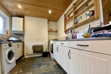 3 bed house, Heath, Maindy, Cardiff, CF143PS - Image 1