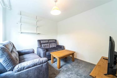 4 bed house, Leahurst Crescent, Harborne, Birmingham, B170LG - Image 2