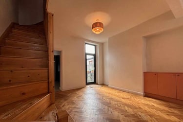 2 bed house, Cathays, Cardiff, CF244PE - Image 2