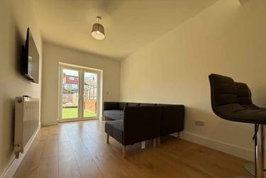 6 bed house, Cathays, Cardiff, CF244JX - Image 4