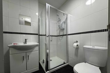 6 bed house, Cathays, Cardiff, CF244EQ - Image 9