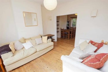 2 bed house, Tealby Grove, Selly Park, Birmingham, B297RJ - Image 2
