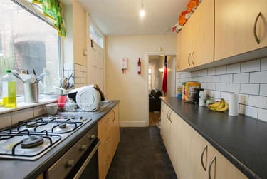 4 bed house, Teignmouth Road, Selly Park, Birmingham, B297BA - Image 2