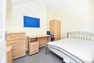 3 bed flat, Ecclesall Road, Sharrow, Sheffield, S118PE - Image 5