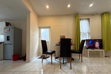 5 bed house, Cathays, Cardiff, CF244LL - Image 4