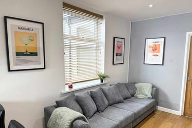6 bed house, Cathays, Cardiff, CF244QQ - Image 2