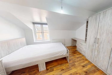 4 bed house, Blue Fox Close, City Centre, Leicester, LE30EE - Image 14