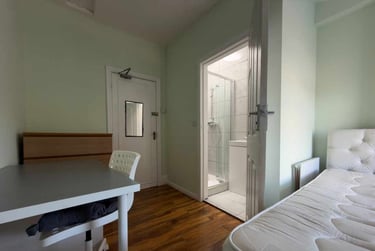 1 bed house, Cathays, Cardiff, CF244BU - Image 11