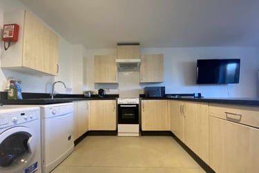 1 bed flat, Cathays, Cardiff, CF244PH - Image 3