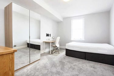 3 bed flat, Magdalen Street, City Centre, Exeter, EX24HY - Image 4