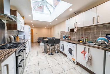 6 bed house, Hubert Road, Selly Park, Birmingham, B296ES - Image 9