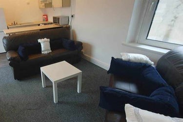 1 bed flat, N/A, Cathays, Cardiff, CF244DY - Image 3