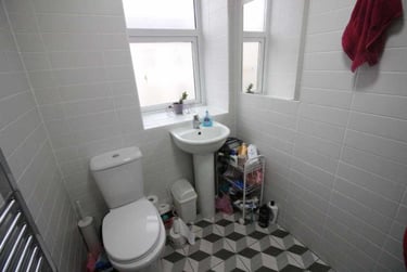 6 bed house, Cathays, Cardiff, CF244JP - Image 10