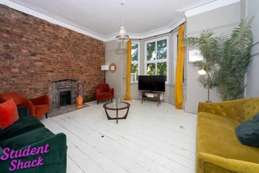 12 bed house, Brook Road Manchester, Fallowfield, Manchester, M146UH - Image 1