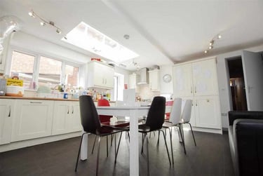 7 bed house, Coronation Road, Selly Park, Birmingham, B297DE - Image 2