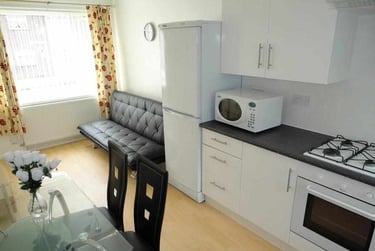 5 bed house, Roman Way, Selly Park, Birmingham, B152SL - Image 4