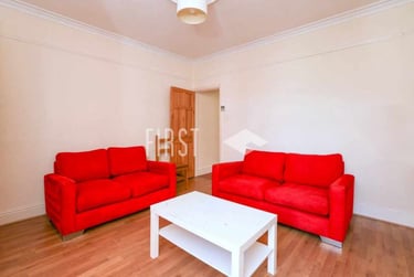 4 bed house, Adderley Road, Clarendon Park, Leicester, LE21WB - Image 2