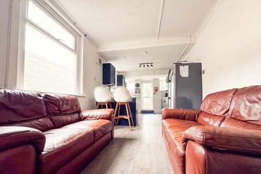 6 bed house, Cathays, Cardiff, CF244LL - Image 3