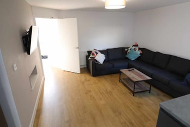 6 bed house, Cathays, Plasnewydd, Cardiff, CF244AL - Image 3