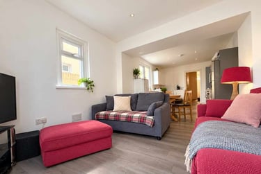 5 bed house, Cathays, Cardiff, CF244QE - Image 2