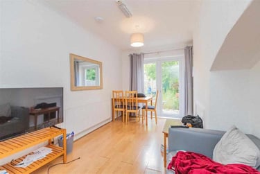 6 bed house, Hubert Road, Selly Park, Birmingham, B296ET - Image 1
