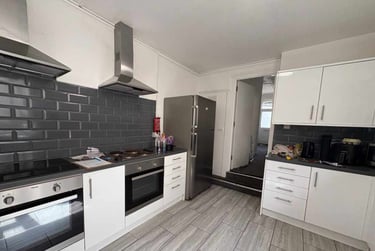 7 bed house, Cathays, Cardiff, CF103EE - Image 5