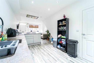 5 bed house, Rose Cottages, Hubert Road, Selly Park, Birmingham, B296EF - Image 5
