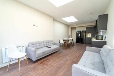 6 bed house, Luton Road, Selly Park, Birmingham, B297BN - Image 3