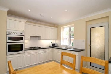 4 bed house, Edgeworth Road, Earlham, Norwich, NR58JD - Image 2
